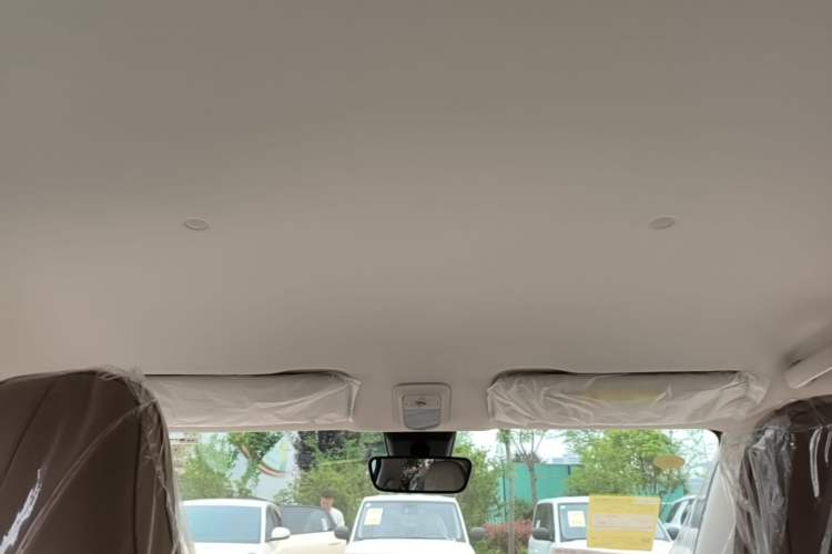 Used Wuling Bingo 2025 333 km Enjoyment Version Headliner