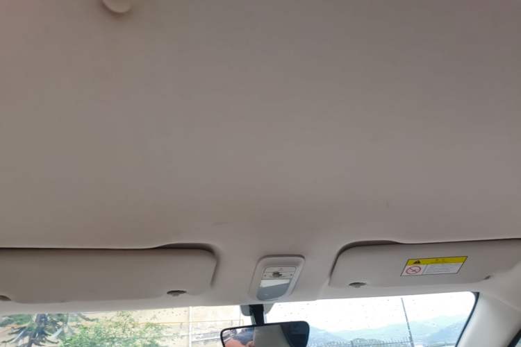 Used Wuling Bingo 2025 333 km Enjoyment Version Headliner