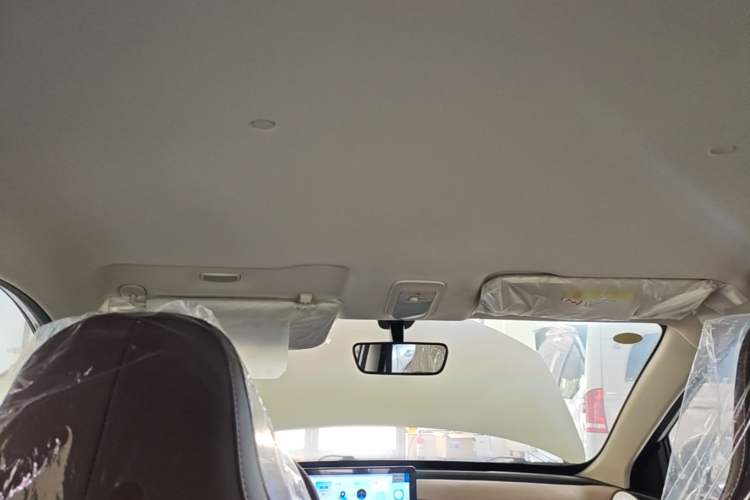 Used Wuling Bingo 2025 333 km Enjoyment Version Headliner