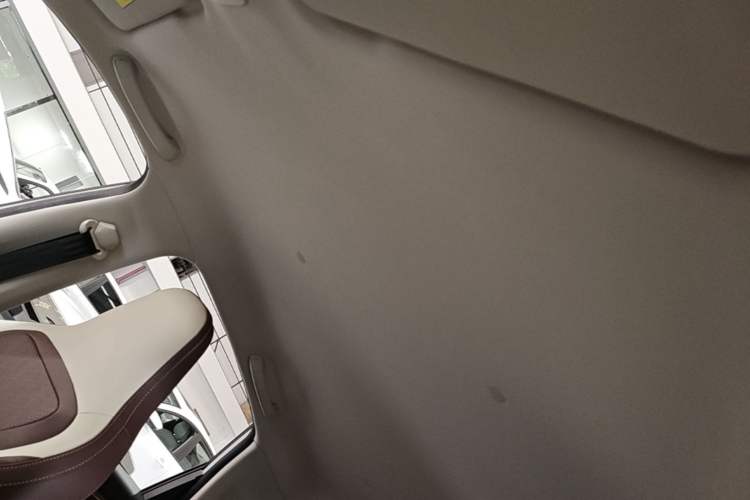 Used Wuling Bingo 2025 333 km Enjoyment Version Headliner