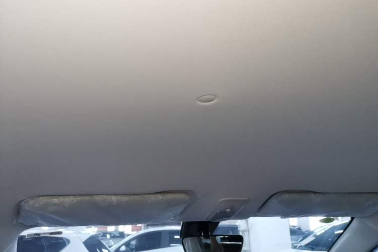 Used Wuling Bingo 2025 333 km Enjoyment Version Headliner