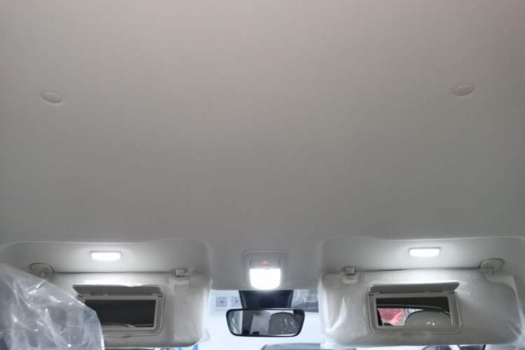 Used Wuling Bingo 2025 333 km Enjoyment Version Headliner