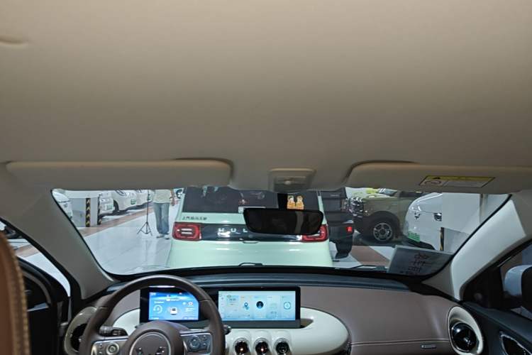 Used Wuling Bingo 2025 333 km Enjoyment Version Headliner