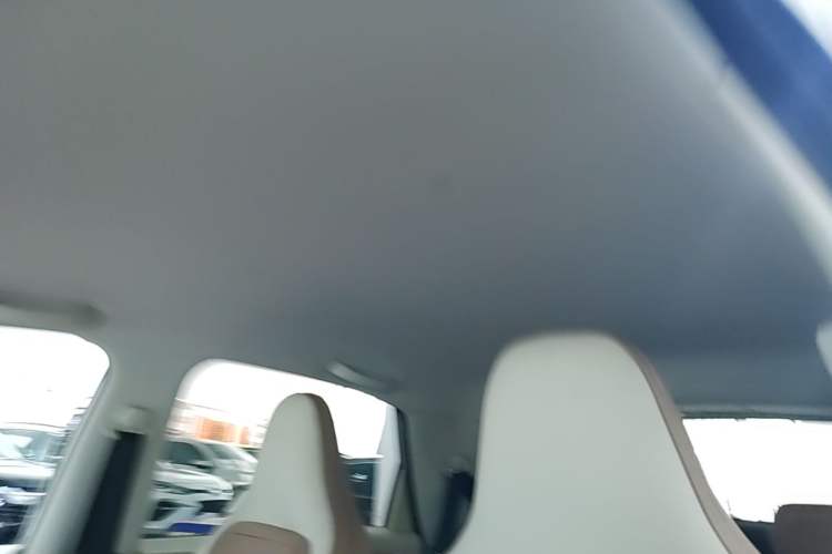 Used Wuling Bingo 2025 410 km Lingxi Deluxe Edition Headliner