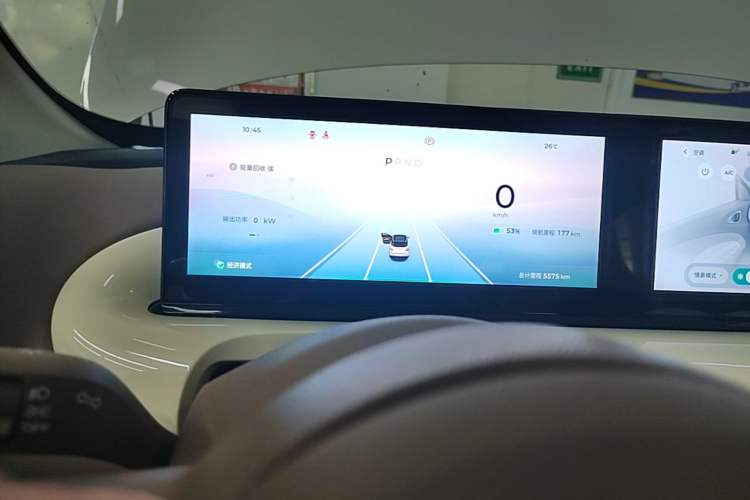 Used Wuling Bingo 2025 333 km Lingxi Connected Version Instrument Cluster