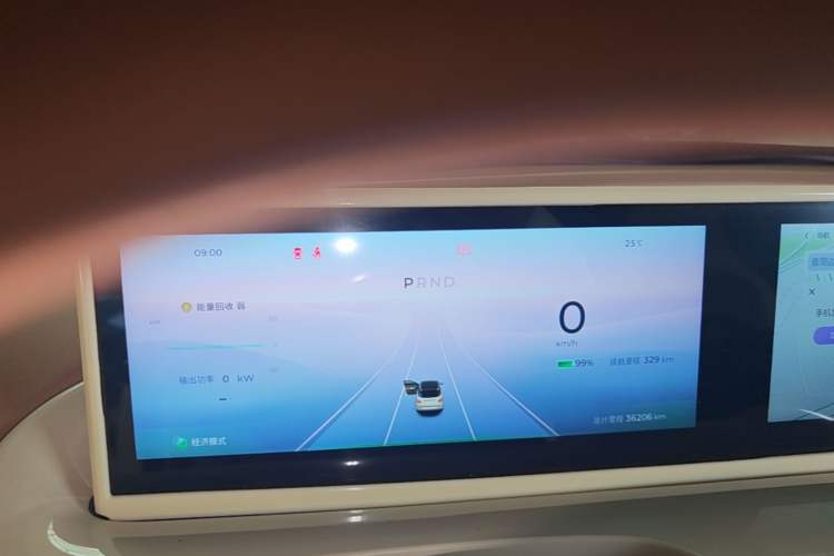Used Wuling Bingo 2025 333 km Lingxi Connected Version Instrument Cluster