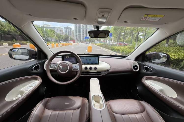 Used Wuling Bingo 2025 333 km Enjoyment Version Interior 1