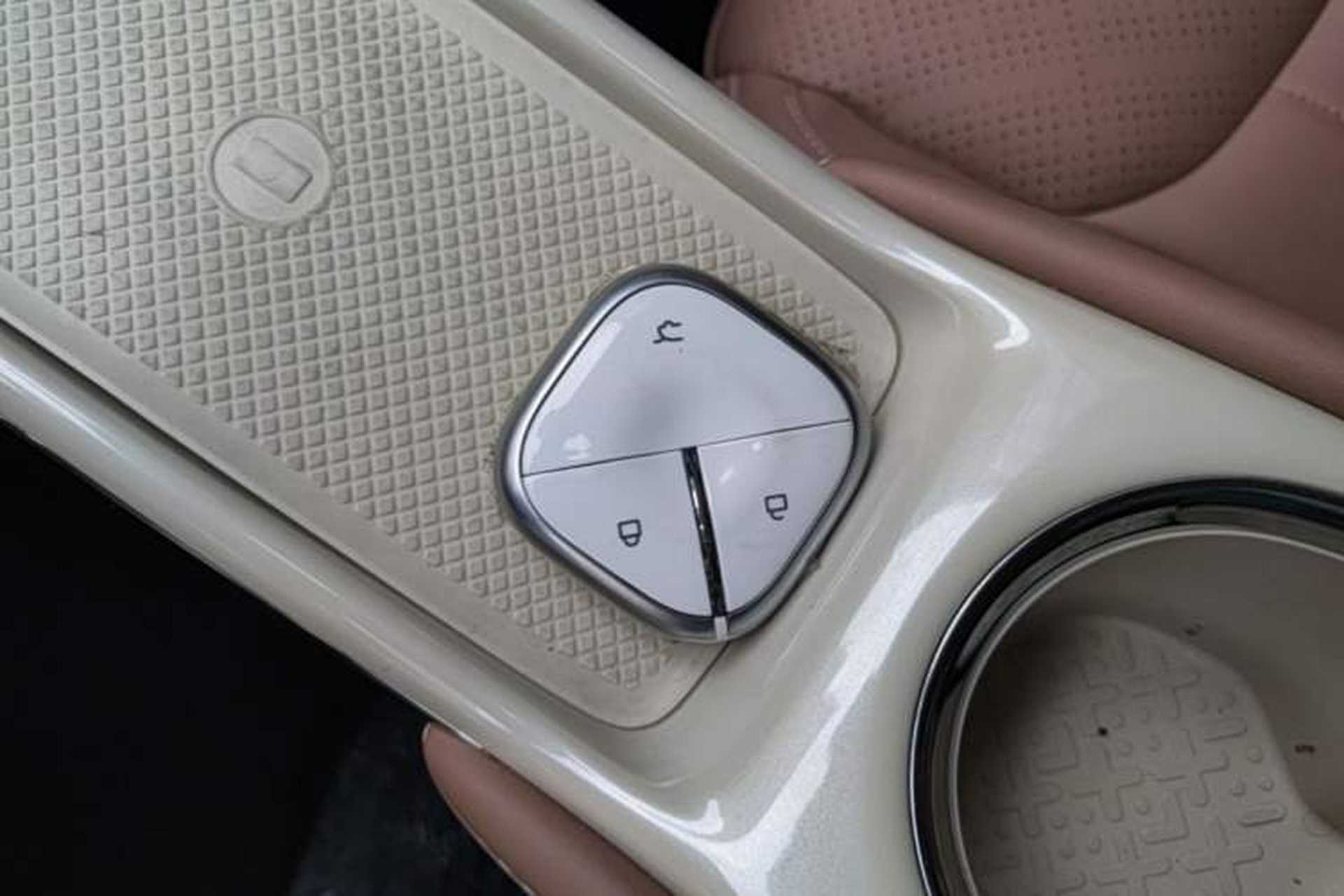 Used Wuling Bingo 2025 333 km Lingxi Deluxe Edition Interior 1