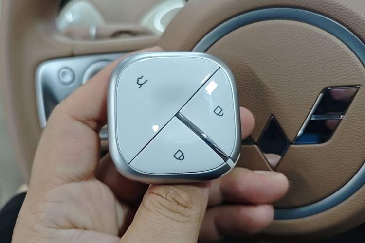 Used Wuling Bingo 2025 333 km Enjoyment Version Interior 1