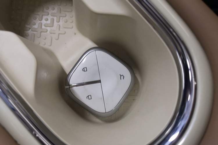 Used Wuling Bingo 2025 410 km Lingxi Deluxe Edition Interior 1