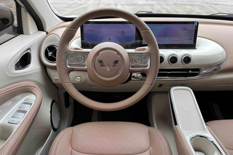 Used Wuling Bingo 2025 333 km Lingxi Deluxe Edition Interior 1