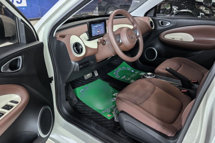 Used Wuling Bingo 2025 203km Light Edition Interior 1