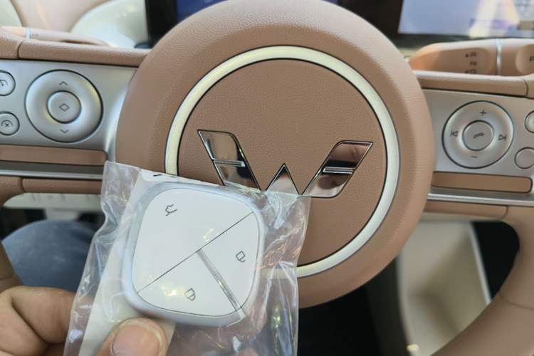 Used Wuling Bingo 2025 333 km Lingxi Connected Version Interior 1