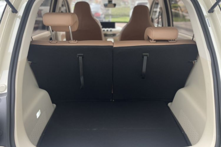 Used Wuling Bingo 2025 333 km Lingxi Deluxe Edition Interior 11