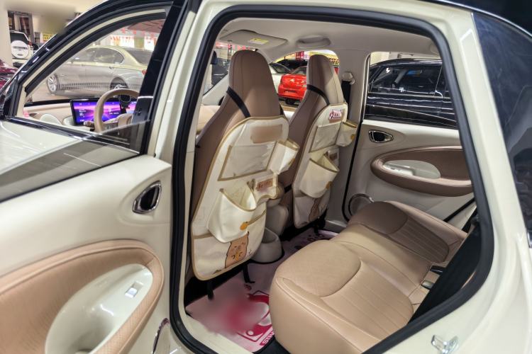 Used Wuling Bingo 2025 333 km Lingxi Connected Version Interior 2