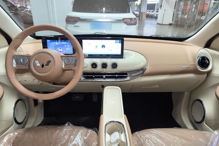 Used Wuling Bingo 2025 333 km Enjoyment Version Interior 2