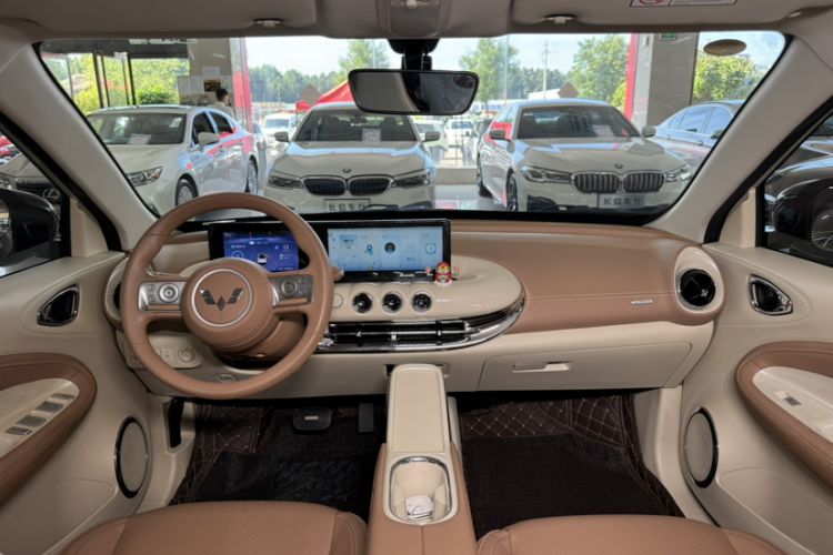 Used Wuling Bingo 2025 333 km Enjoyment Version Interior 2