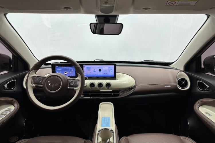 Used Wuling Bingo 2025 333 km Enjoyment Version Interior 2