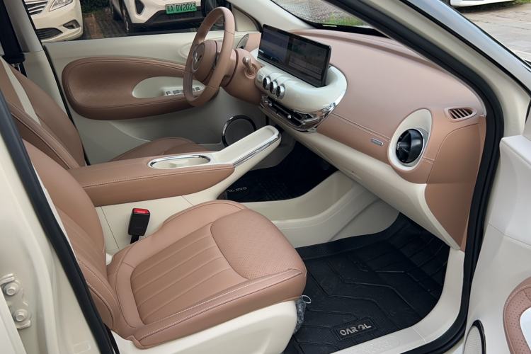 Used Wuling Bingo 2025 333 km Lingxi Connected Version Interior 2