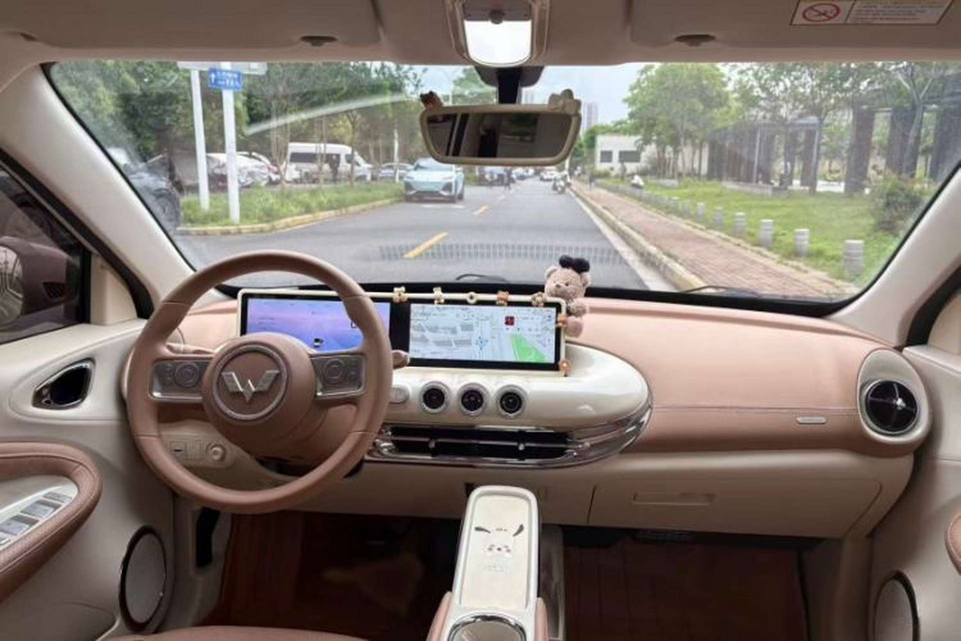 Used Wuling Bingo 2025 333 km Lingxi Connected Version Interior 3
