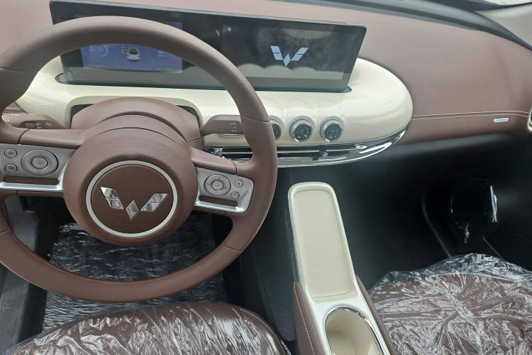 Used Wuling Bingo 2025 333 km Enjoyment Version Interior 3