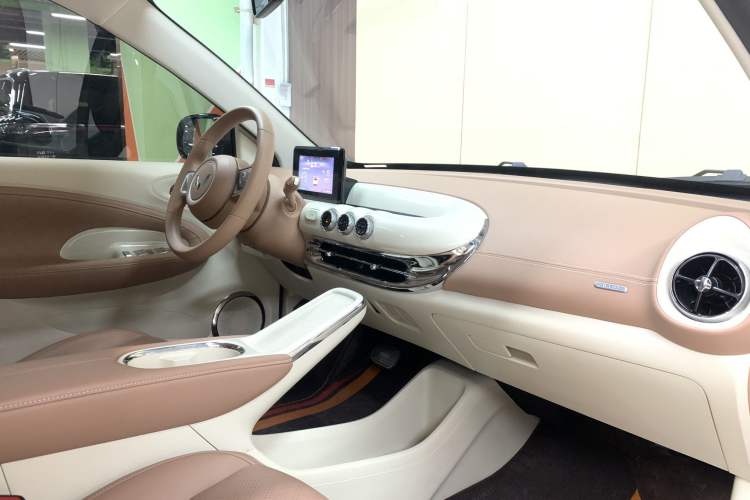 Used Wuling Bingo 2025 333 km Enjoyment Version Interior 3