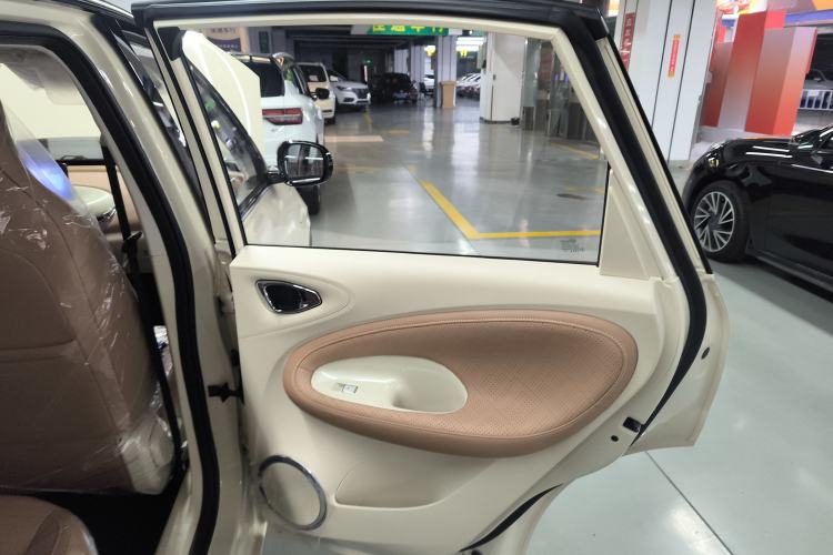 Used Wuling Bingo 2025 333 km Enjoyment Version Interior 6