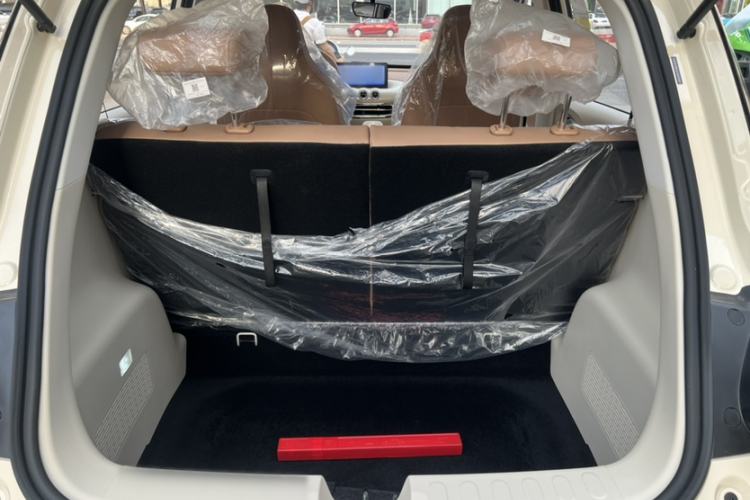 Used Wuling Bingo 2025 333 km Enjoyment Version Interior 6