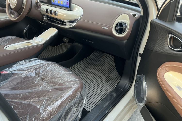 Used Wuling Bingo 2025 333 km Enjoyment Version Interior 7
