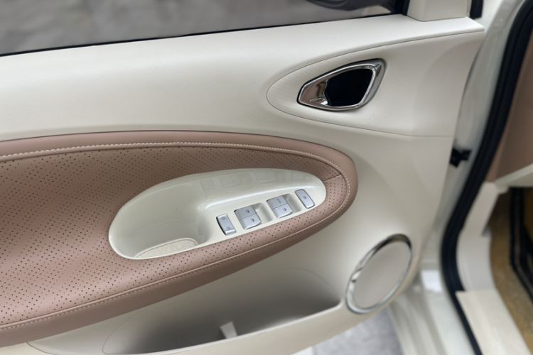 Used Wuling Bingo 2025 333 km Lingxi Deluxe Edition Interior 9