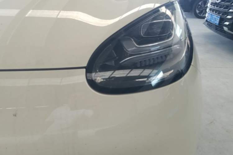 Used Wuling Bingo 2025 333 km Lingxi Connected Version Left Front Headlight
