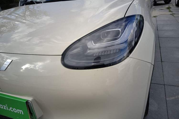Used Wuling Bingo 2025 410 km Lingxi Deluxe Edition Left Front Headlight