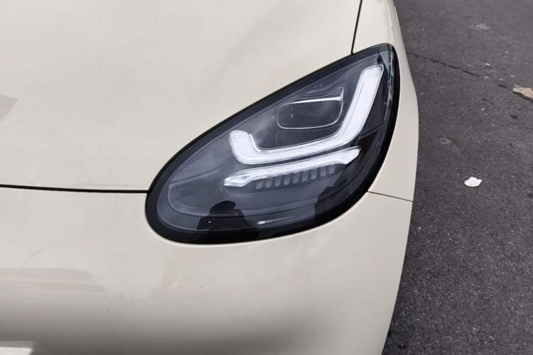 Used Wuling Bingo 2025 333 km Enjoyment Version Left Front Headlight