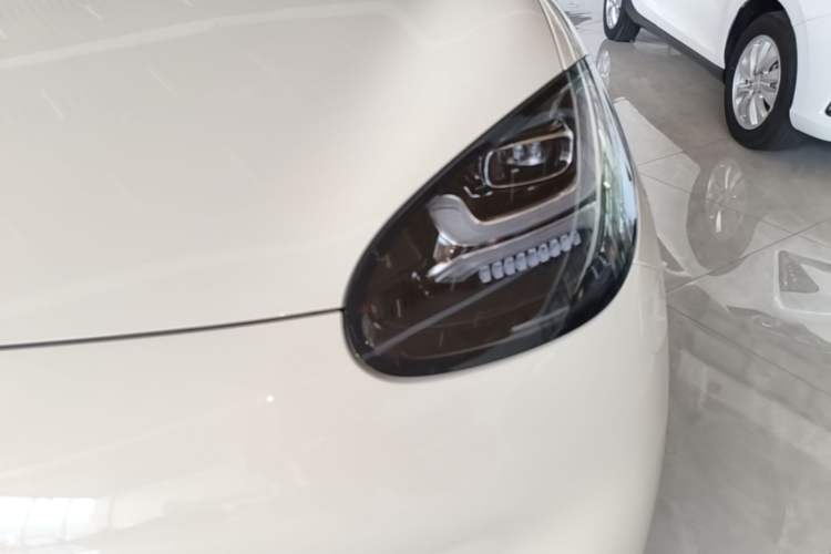 Used Wuling Bingo 2025 333 km Enjoyment Version Left Front Headlight