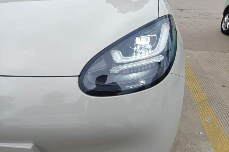 Used Wuling Bingo 2025 333 km Enjoyment Version Left Front Headlight