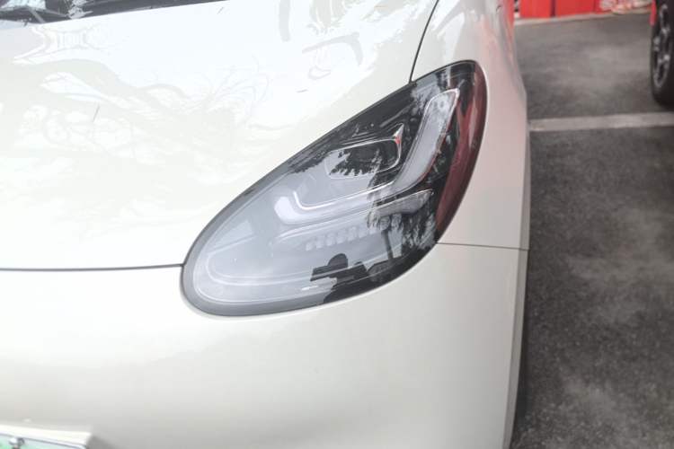 Used Wuling Bingo 2025 333 km Enjoyment Version Left Front Headlight