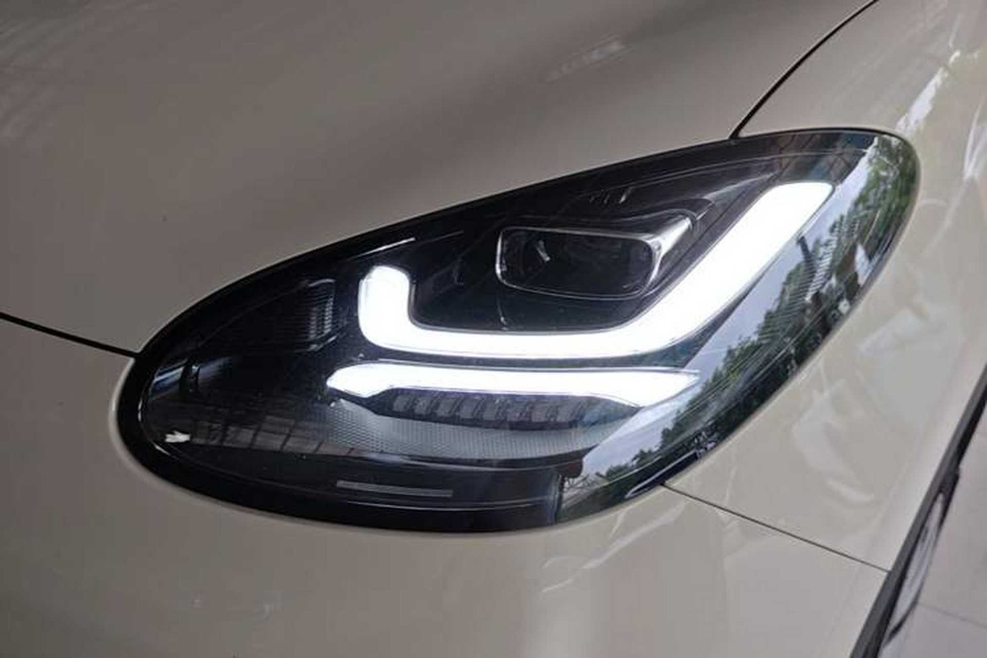 Used Wuling Bingo 2025 333 km Lingxi Connected Version Left Front Headlight