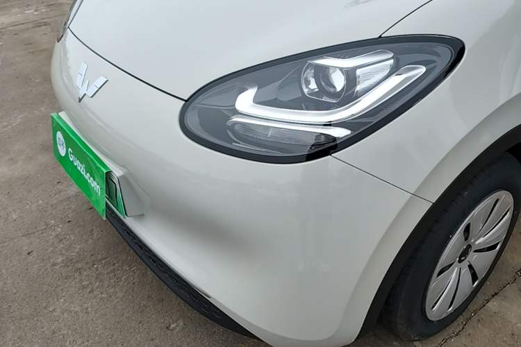 Used Wuling Bingo 2025 203km Light Edition Left Front Headlight