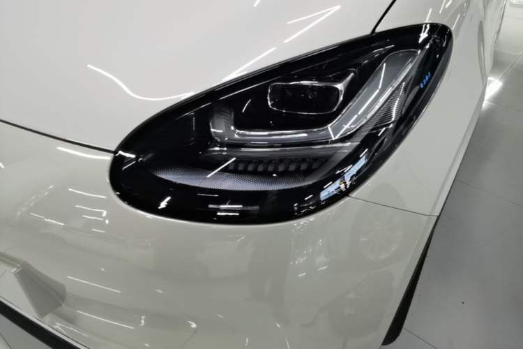 Used Wuling Bingo 2025 333 km Enjoyment Version Left Front Headlight