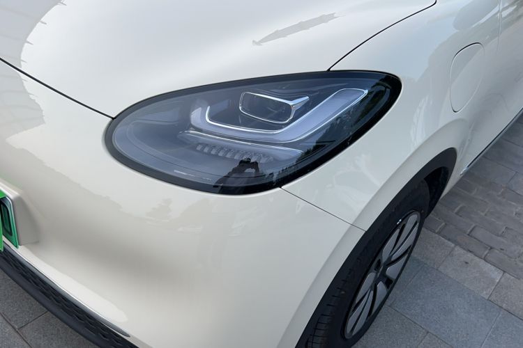 Used Wuling Bingo 2025 333 km Lingxi Connected Version Left Front Headlight