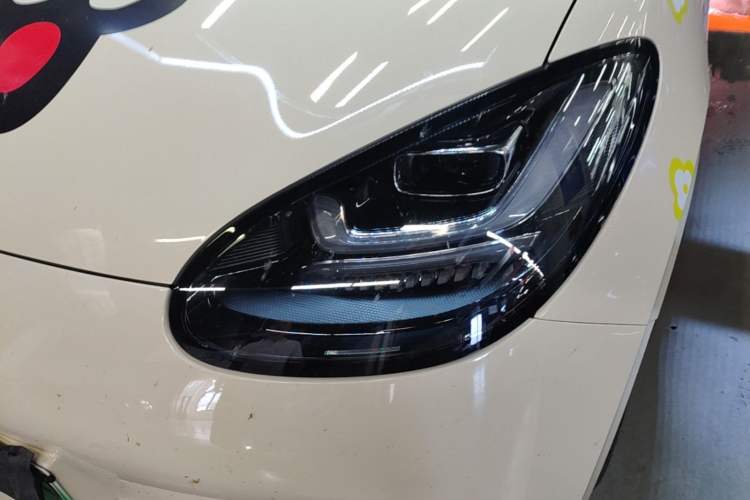 Used Wuling Bingo 2025 333 km Lingxi Deluxe Edition Left Front Headlight
