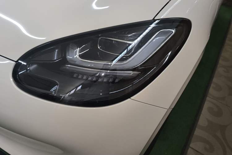 Used Wuling Bingo 2025 333 km Enjoyment Version Left Front Headlight