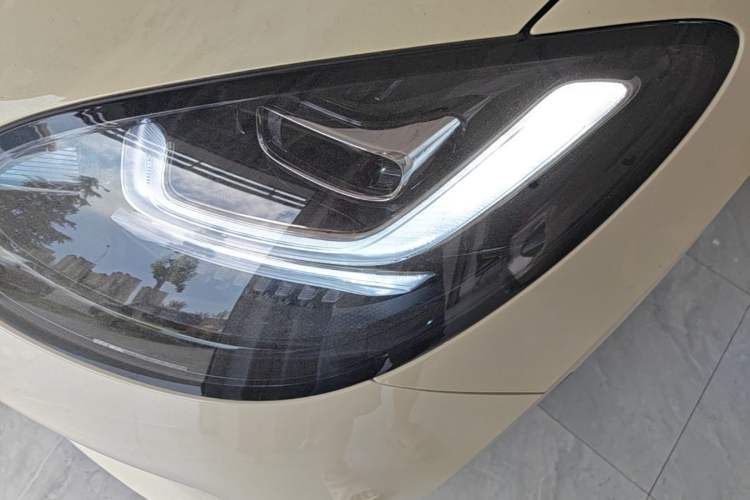 Used Wuling Bingo 2025 333 km Enjoyment Version Left Front Headlight