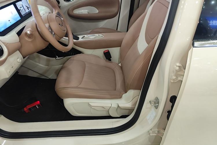 Used Wuling Bingo 2025 333 km Lingxi Connected Version Left Front Seat