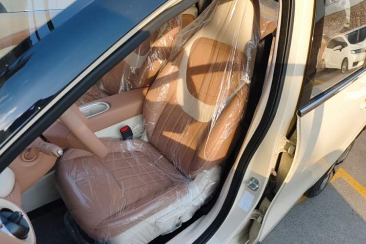 Used Wuling Bingo 2025 333 km Enjoyment Version Left Front Seat