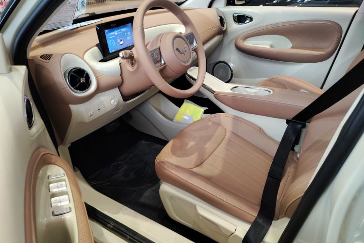 Used Wuling Bingo 2025 333 km Enjoyment Version Left Front Seat