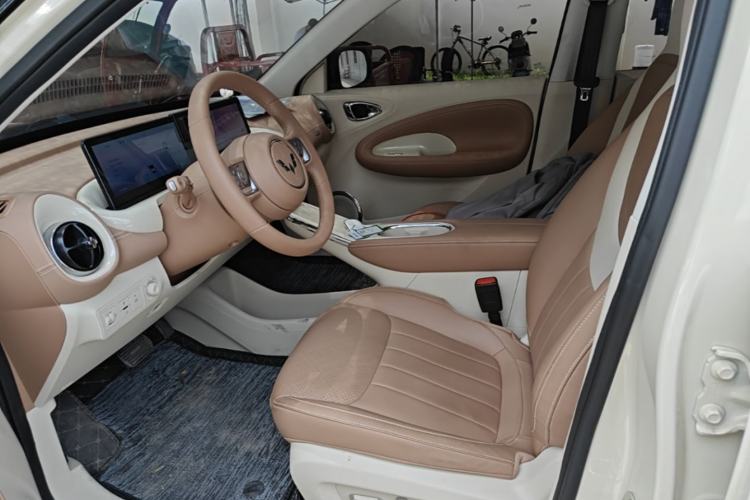 Used Wuling Bingo 2025 333 km Lingxi Deluxe Edition Left Front Seat