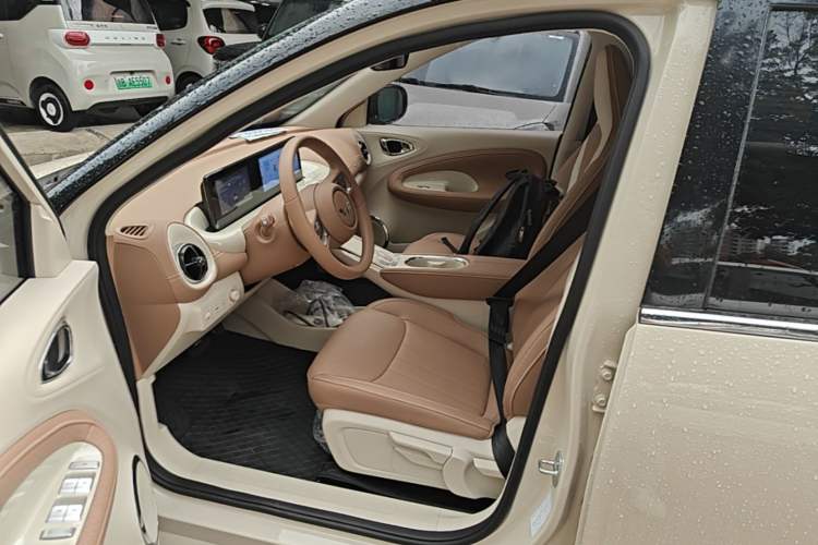 Used Wuling Bingo 2025 333 km Enjoyment Version Left Front Seat