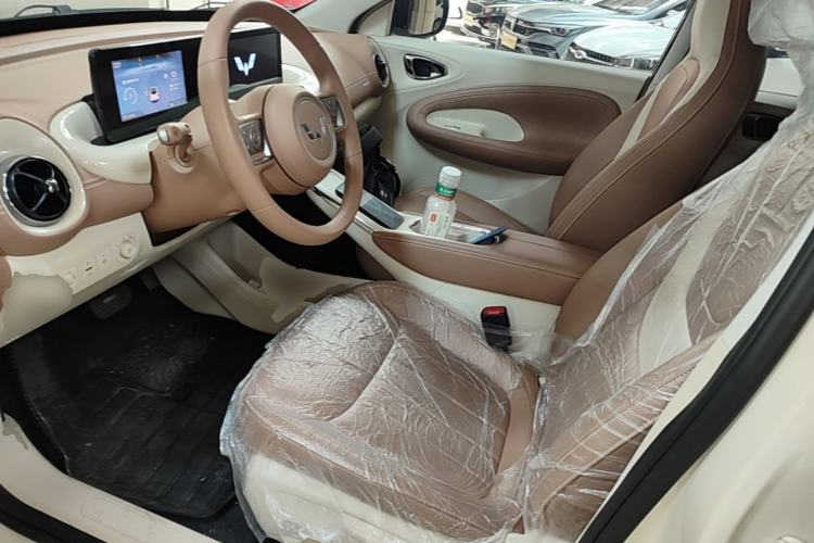 Used Wuling Bingo 2025 333 km Enjoyment Version Left Front Seat