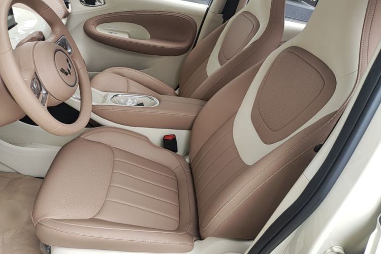 Used Wuling Bingo 2025 333 km Enjoyment Version Left Front Seat